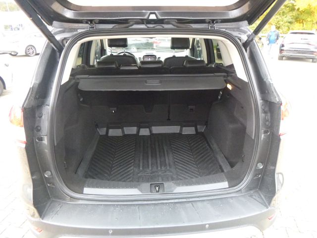 Fahrzeugabbildung Ford Kuga 2,0 TDCi Titanium >4x4/AHK/Sitzheiz/PDC<