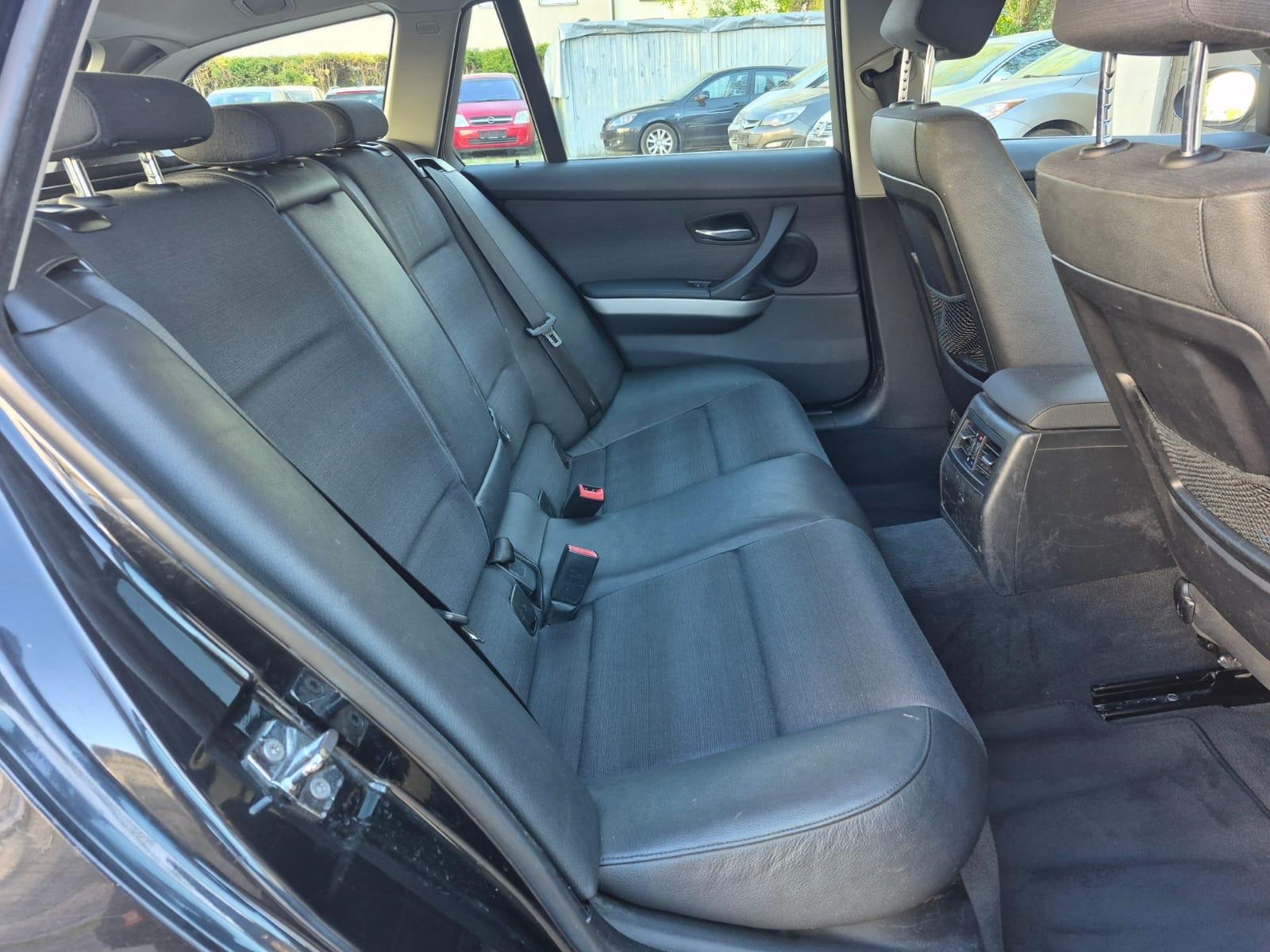 BMW 325 2005 — photo 16