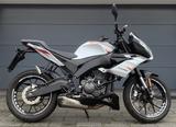 Aprilia Tuono 125 (optional mit Mivv-Sportauspuffanlage) - APRILIA 125 SPORT