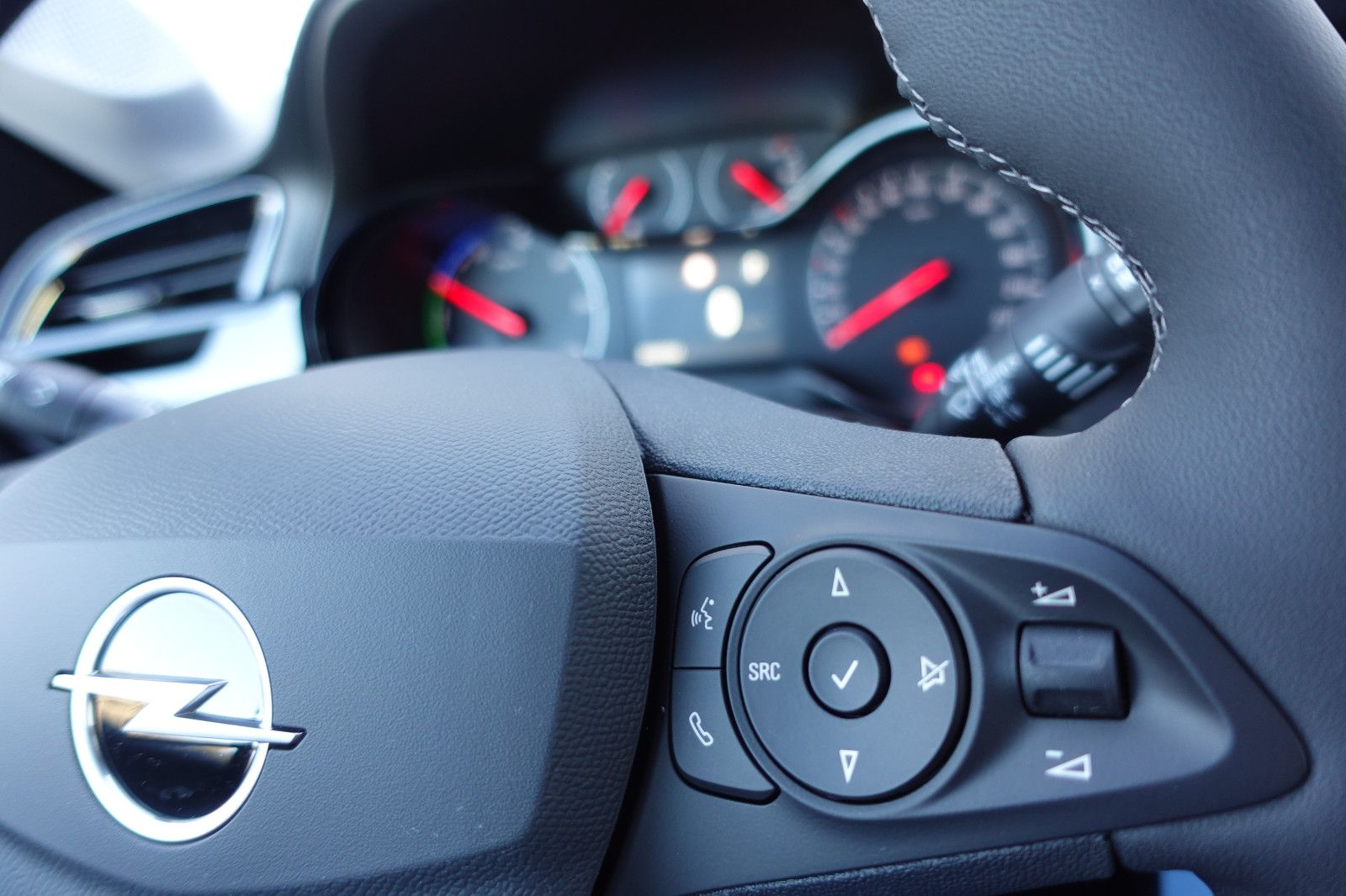 Fahrzeugabbildung Opel Corsa Hybrid Edition Sitzh.,Allwetter,LED,PDC