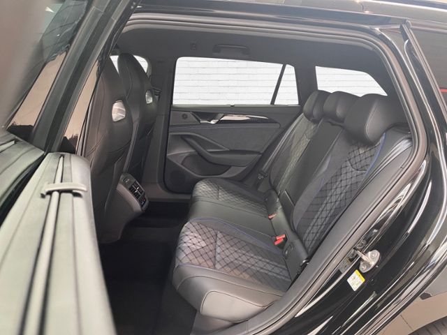 Fahrzeugabbildung Volkswagen Passat R-Line 2,0 l TDI SCR 110 kW (150 PS) 7-Ga