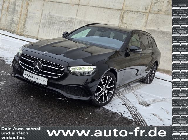 MERCEDES-BENZ E300 d 4Matic T-Modell Avantgarde Night MBUX AHK