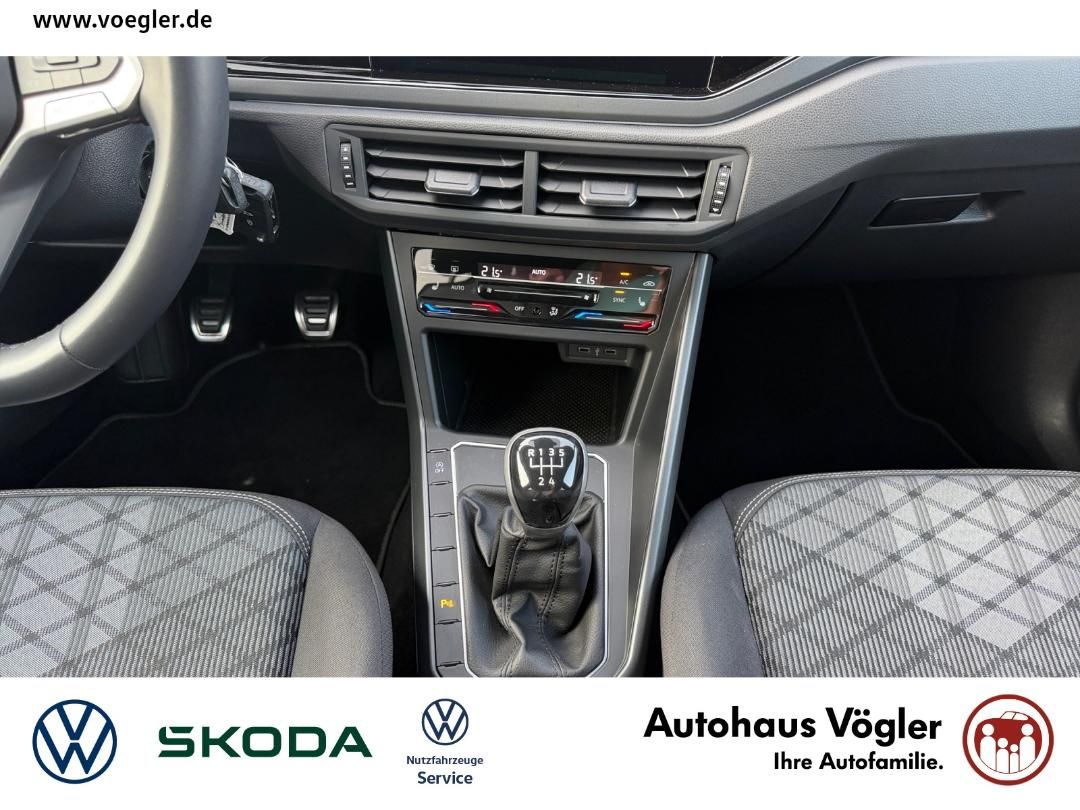 Polo R-Line Kamera Matrix-LED 17" Navi über App