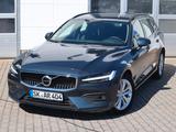 Volvo V60 B4 Momentum Pro*AHV*RFK*Fronth*LED - Volvo mit Diesel-Antrieb: Beheizbares Lenkrad, Kombi