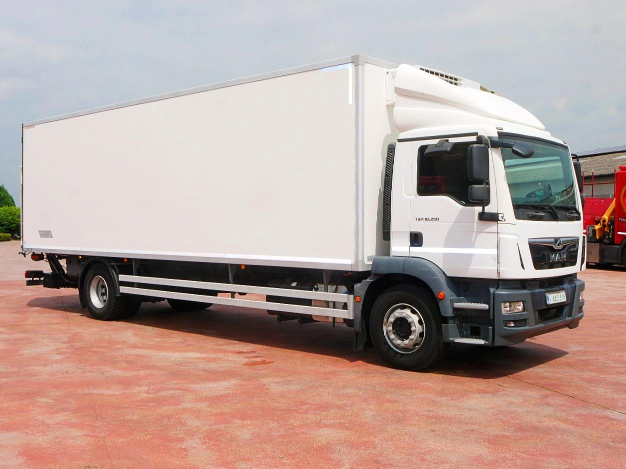 MAN TGM 18.250 KUHLKOFFER THERMOKING V800 MT A/C