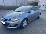 Opel Astra Sports Tourer 1.7CDTI ecoFlex Standheizg - Opel Astra: Sports Tourer Ecoflex