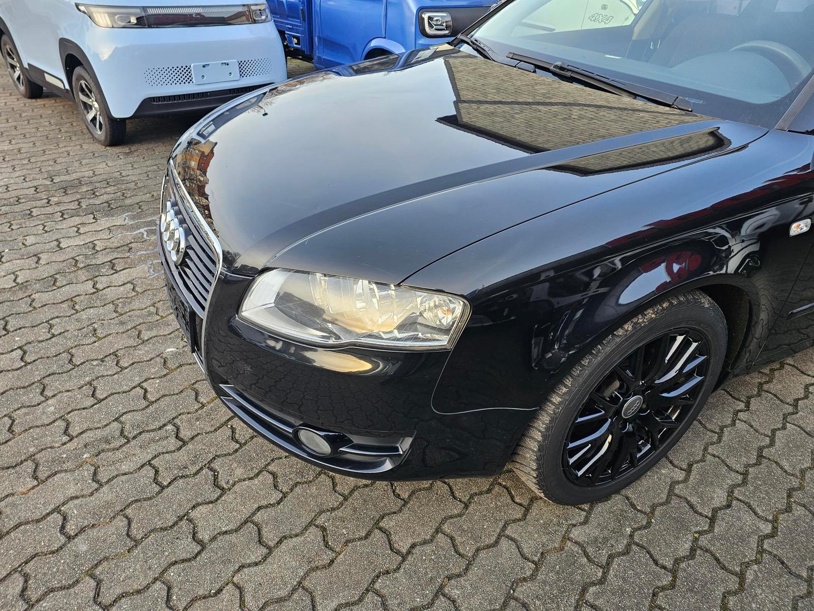 Audi A4 2008 — photo 17