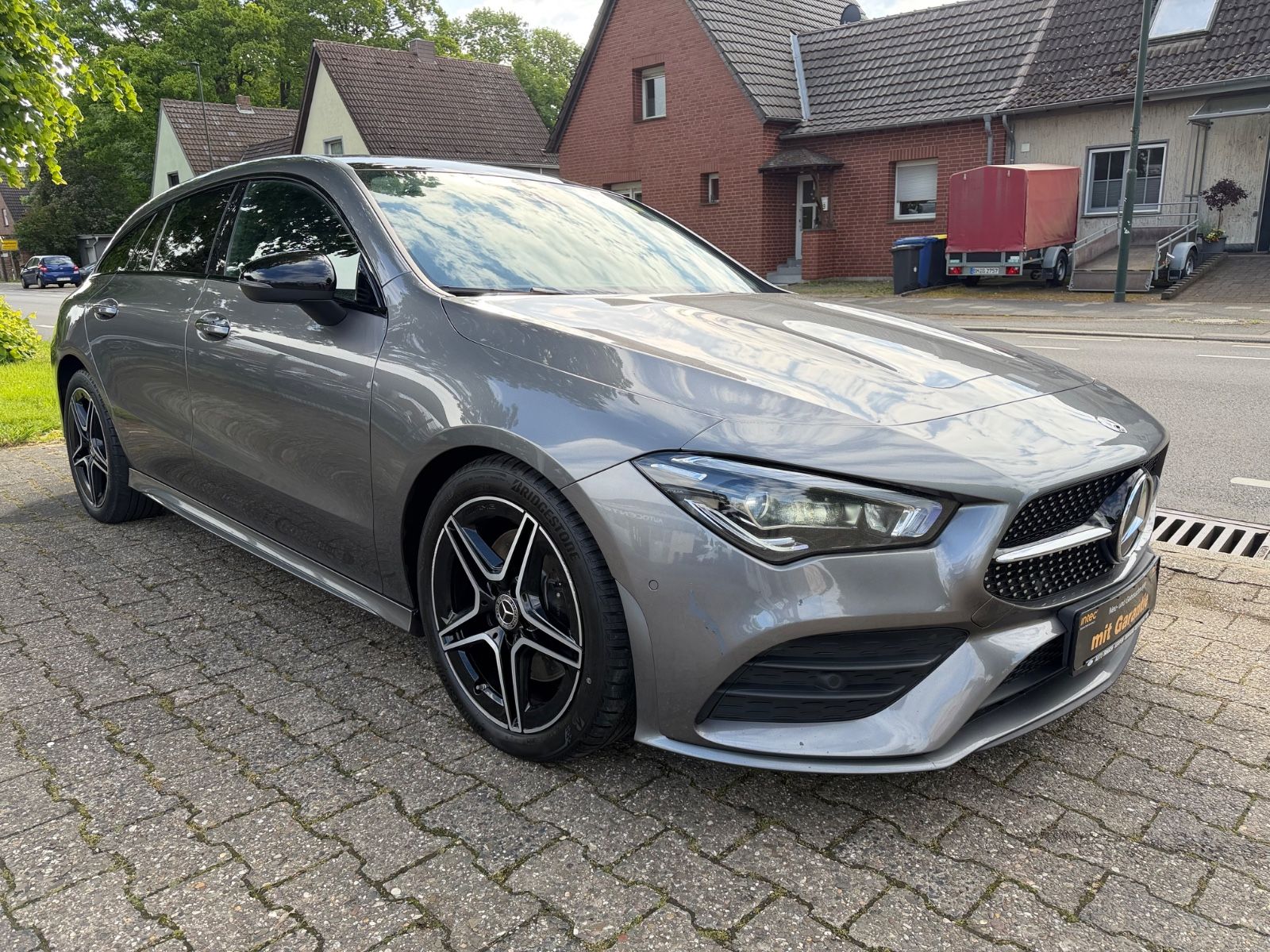 MERCEDES-BENZ CLA 200 Shooting Brake AMG Line*1.Hand*