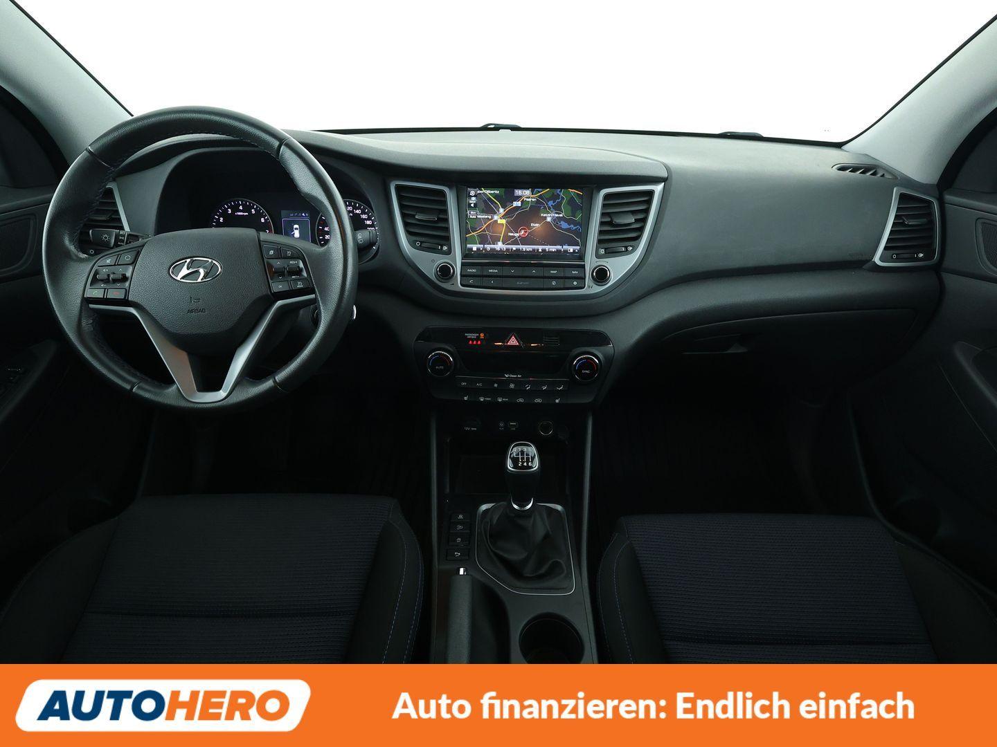 Hyundai Tucson 1.6 Trend blue 2WD *NAVI*CAM*PDC*SHZ*AHK*