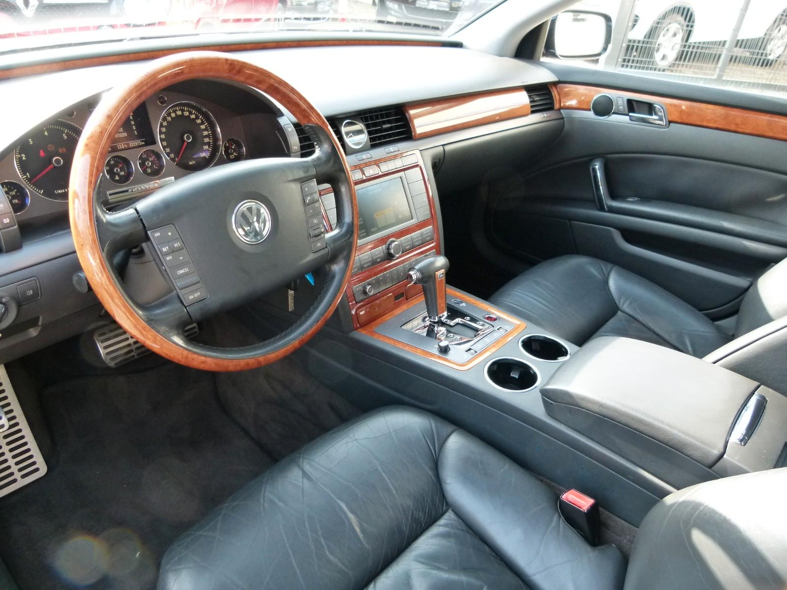 Volkswagen Phaeton 3.2l*Navi*Xenon*LEDER*SHZ*PDC*AHK*