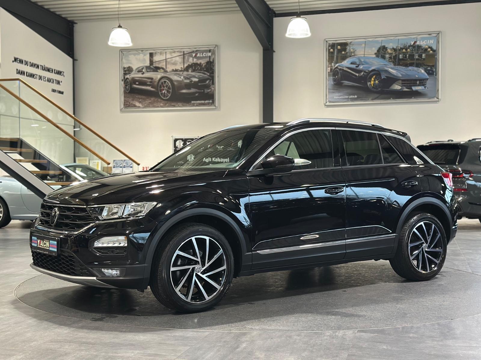 Volkswagen T-Roc 1.5 TSI ACT OPF DSG Sport 1.HA/ACC/AHK/LM