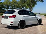 BMW X5 xDrive40d M-Sport + NEUER MOTOR (3000km) - BMW X5: Motor