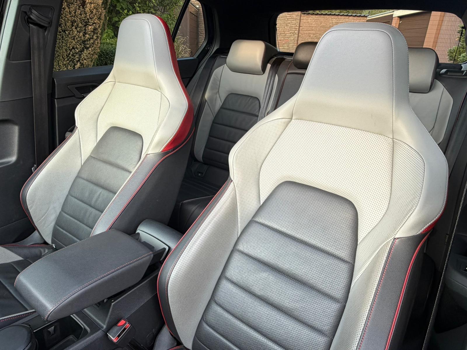 Volkswagen Golf 2.0 TSI DSG GTI Black Style IQ.Light Pano, миниатюра 7