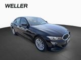BMW 318i Aut. Limo LC+ Widescreen LED Tempo SHZ DAB - BMW 3er Reihe in Bielefeld