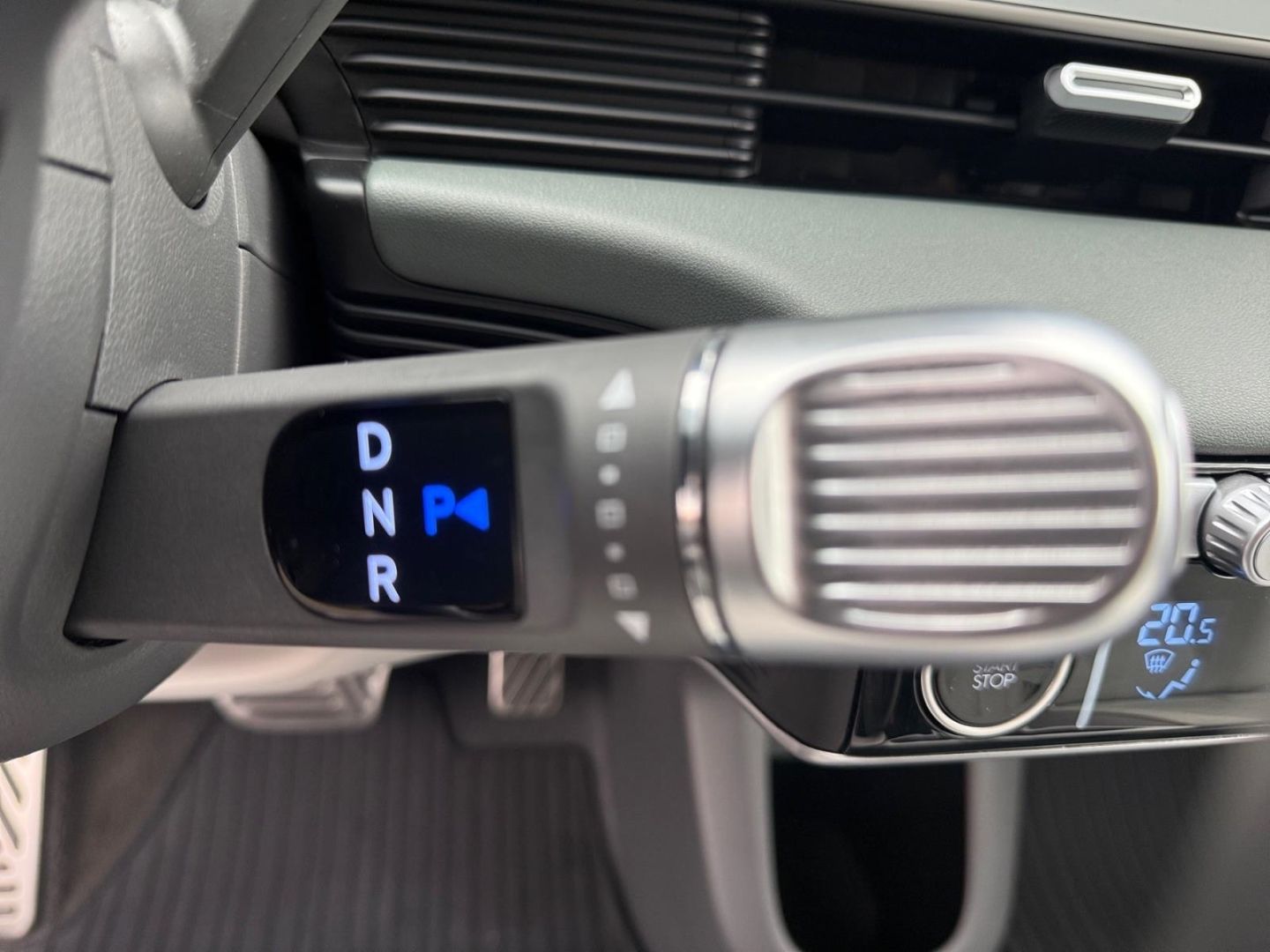 Fahrzeugabbildung Hyundai IONIQ 5 Uniq 4WD 72,6kWh Navi Standheizung Klima