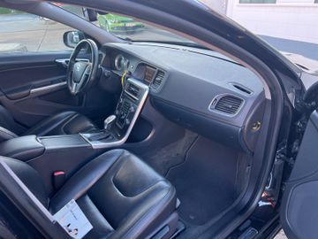 Volvo V60 - 4