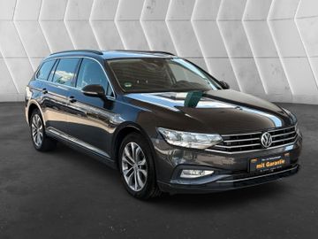 Volkswagen Passat Variant - 1