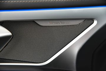 BMW 840