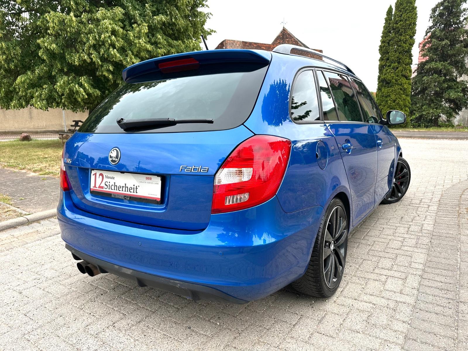Skoda Fabia Combi RS 1.4 TSI 180 ch • DSG • Sièges sport chauffants • Régulateur • Jantes 17"