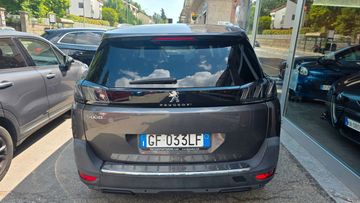 Peugeot 5008 - 5