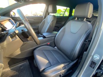 Bild 7 Opel INSIGNIA B SPORTS TOURER DYNAMIC AHK INTELLILUX