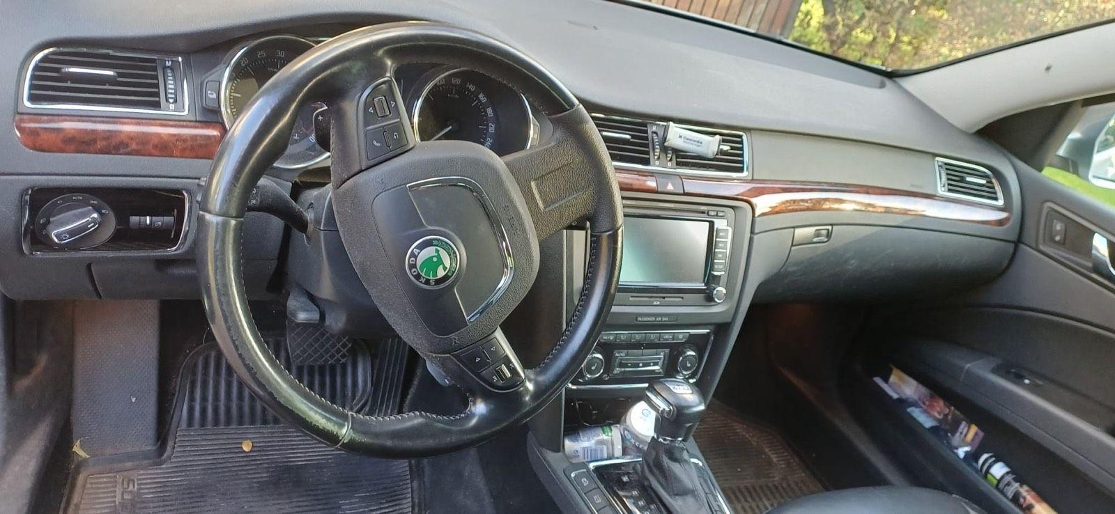 Skoda Superb 2013 — photo 7