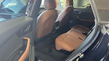 Audi Q8 - 11