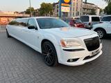 Chrysler 300C/Stretch Limousine - Chrysler 300C: Limousine, Stretch