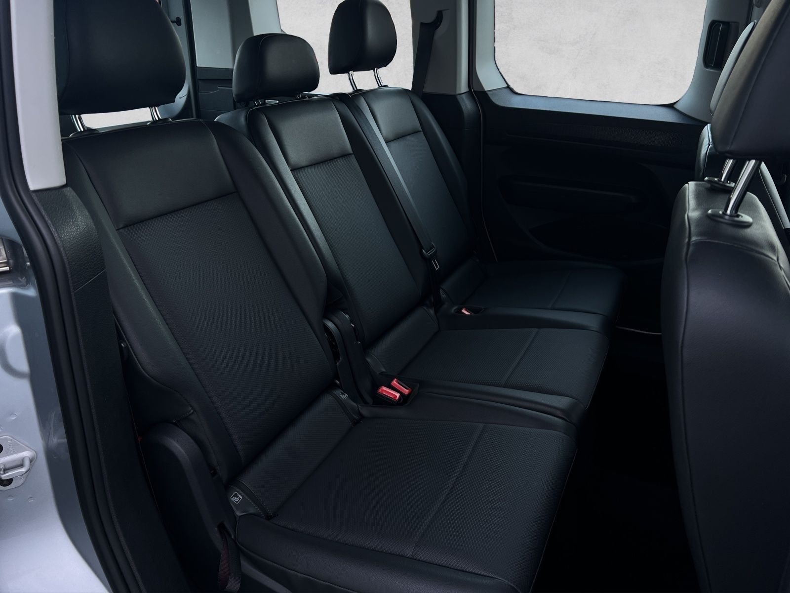 Caddy Kombi 5-Sitzer 2,0 l 55 kW TDI EU6 SCR Fro