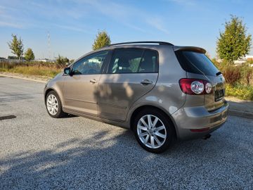 Volkswagen Golf - 4