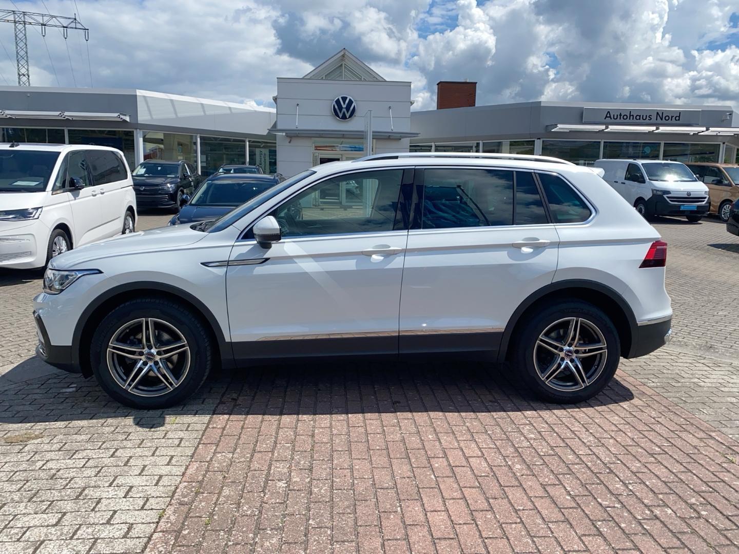 Volkswagen Tiguan Elegance 2.0 TDI DSG AHK 4Motion RFK