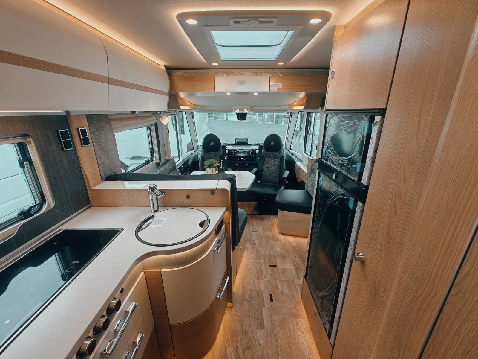Fahrzeugabbildung HYMER / ERIBA / HYMERCAR B - KLASSE ML I 780 MASTERLINE NEU! MODELL  2025