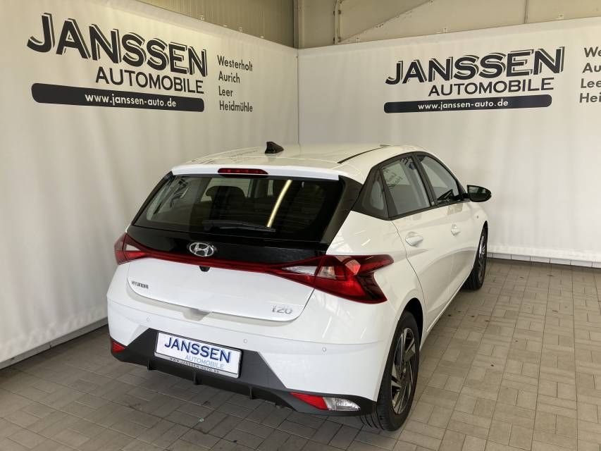 Fahrzeugabbildung Hyundai i20 1.0 T-Gdi (101 PS) 48V Intro Edition