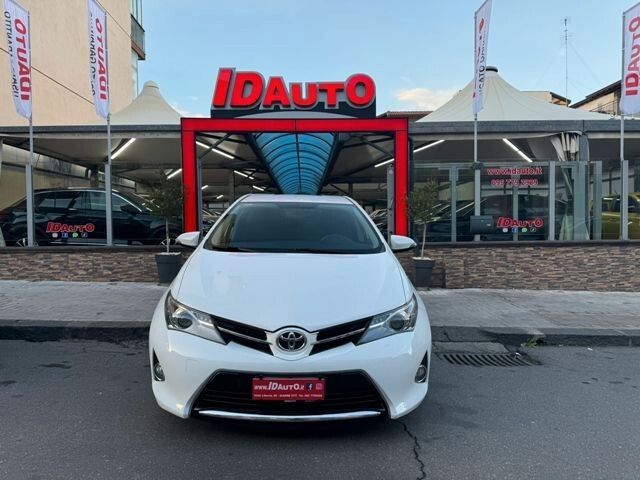 Toyota Auris 1.4 D-4D Lounge