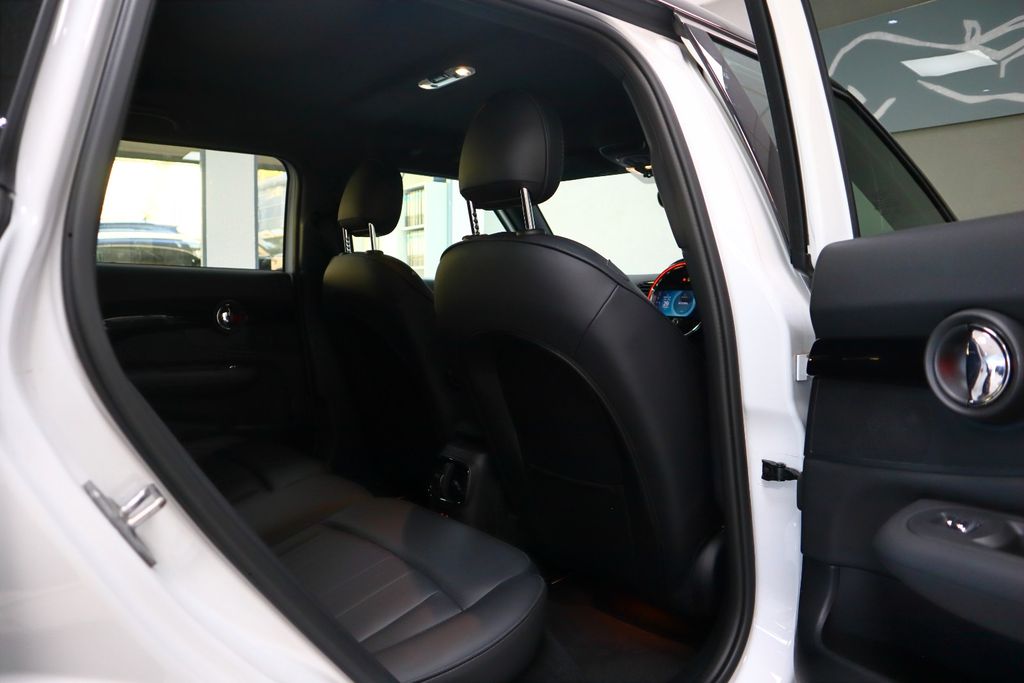 MINI Cooper Clubman 2023