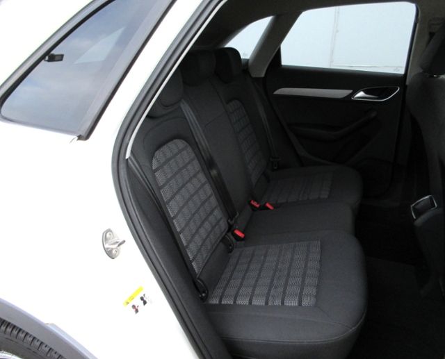 Q3 2.0 TFSI 170 PS quattro XENON/ALU/GRA/APS/SHZ