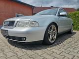 Audi A4 1.9 TDI 85kW Avant Leder, Standheizung - Audi A4 aus 2001: 1.8