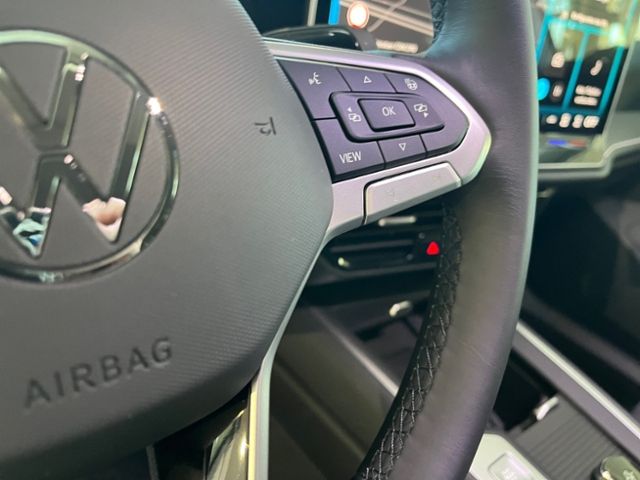 Fahrzeugabbildung Volkswagen Passat Passat 1.5 eTSI DSG BUSINESS AHK IQ.LIGHT