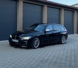 BMW 320D / Black Sapphire Metallic / HU 04/2027 - mit Diesel-Antrieb: Schwarz, Kombi, Metallic