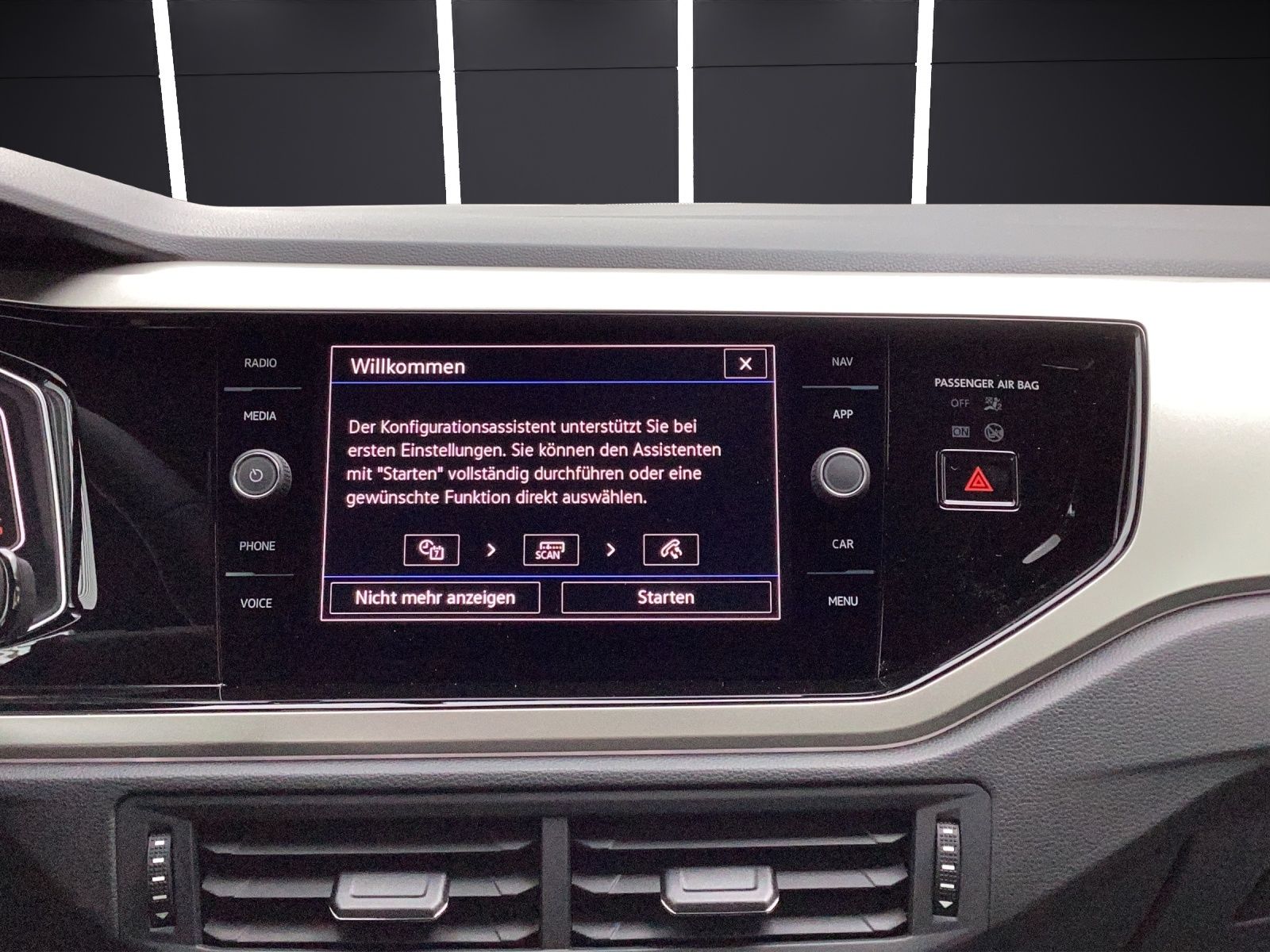 Fahrzeugabbildung Volkswagen Taigo DSG Matrix ACC Kamera