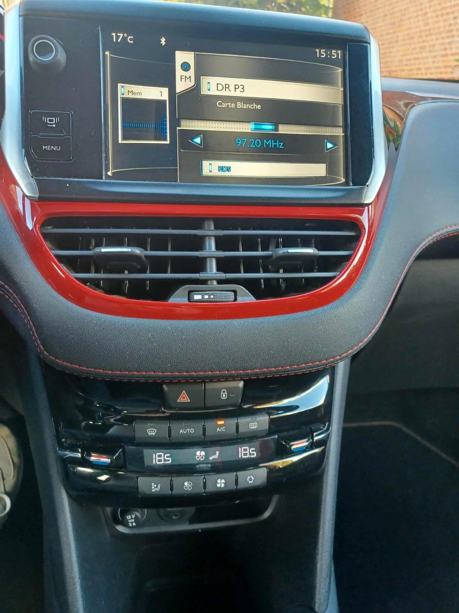 Peugeot 208 1.6 GTi 200 THP GTi