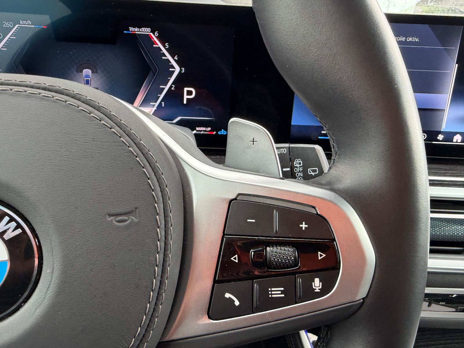 Fahrzeugabbildung BMW X5 30 d xDrive M Sport/HEAD-UP/360°/SOUND/AMBIEN