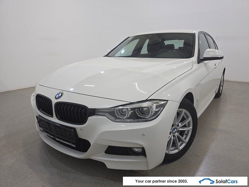 Image of BMW 330