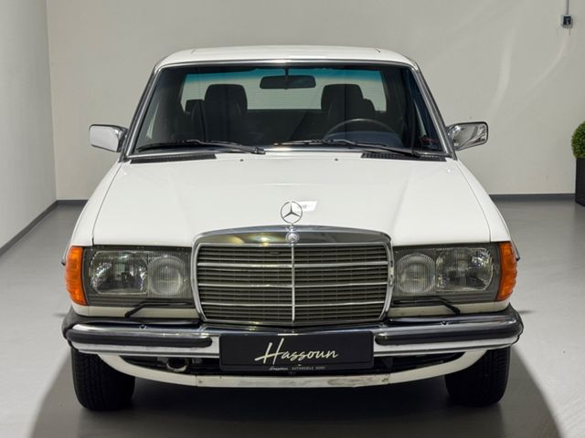 Mercedes-Benz 230E/Automatik/Schiebedach/Sitzheizung/schön!!