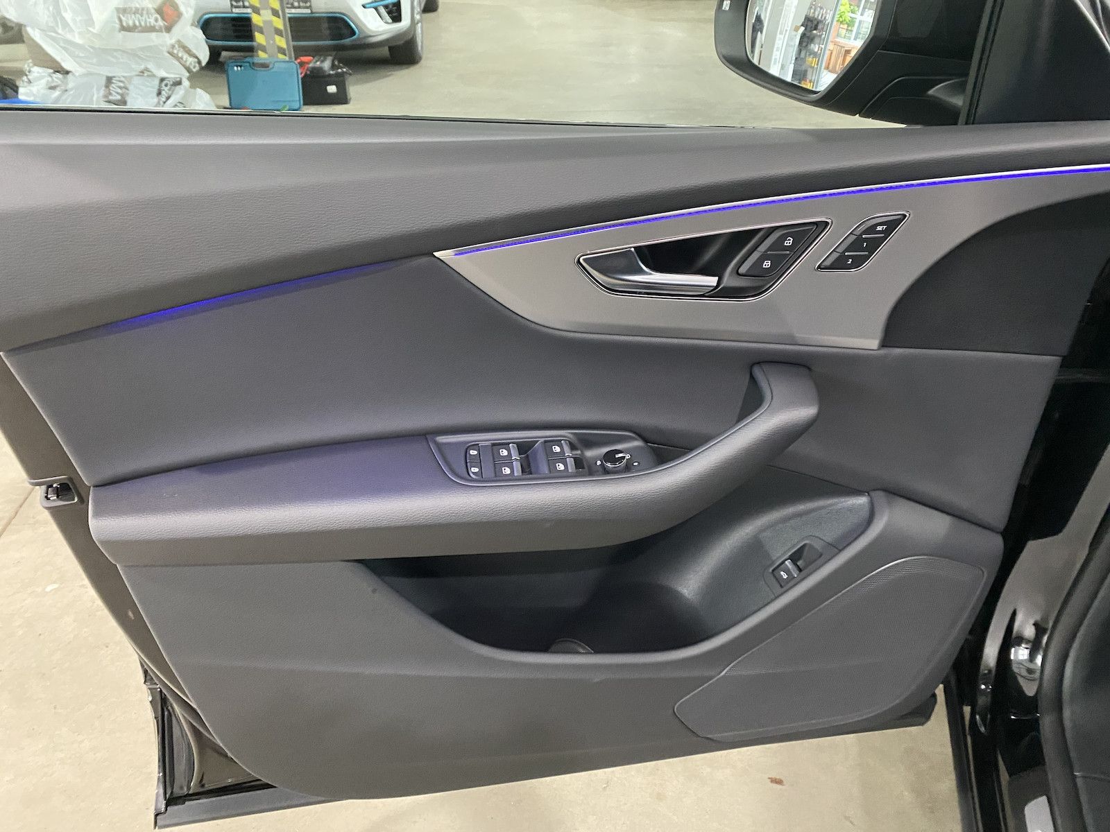 Fahrzeugabbildung Audi Q8 45 Tdi quattro S Line/´23/Pano/ACC/AIR/