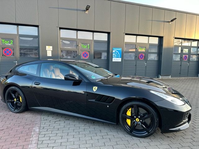 Fahrzeugabbildung Ferrari GTC4Lusso*LIFT*Folie*Pass-Display*7Jahre Mainten