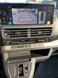 Bild 21 Opel Vivaro Kombi XL 8 Sitze 8 AT Vorlauf als TZ