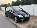 Mercedes-Benz B 150 BlueEFFICIENCY -Klima-SHZ-PDC - Mercedes-Benz B 150 von privat