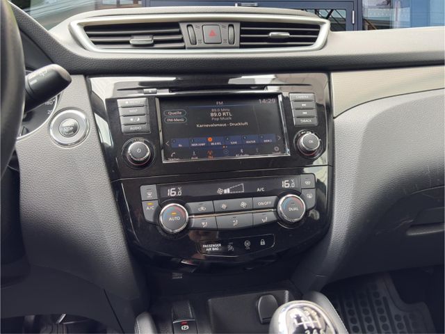 Nissan Qashqai N-Connecta 1,3 Pano*Navi*360*Kamera*LED*