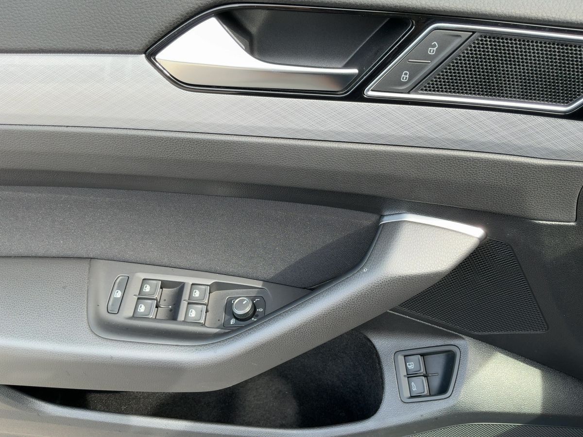 Volkswagen Passat Variant - Bild 16